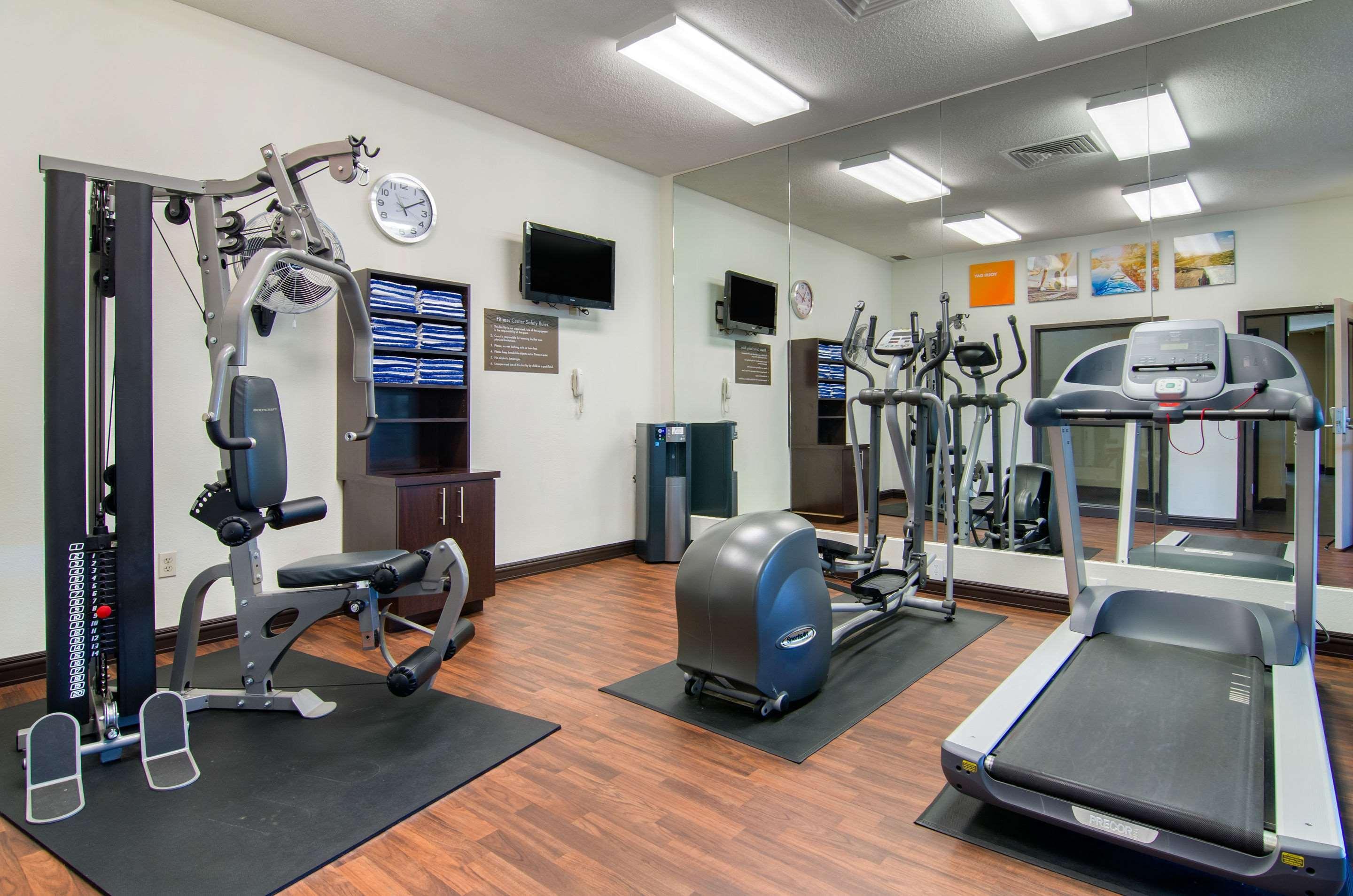 Comfort Inn & Suites Kansas City - Northeast Esterno foto